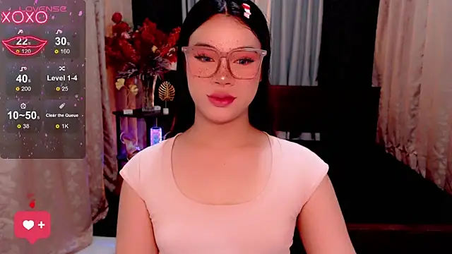 Snapshot of IamRaeganDolls69 chatting on November 10, 2025, 1:15 am IamRaeganDolls69 online show from November 10, 2025, 1:15 am