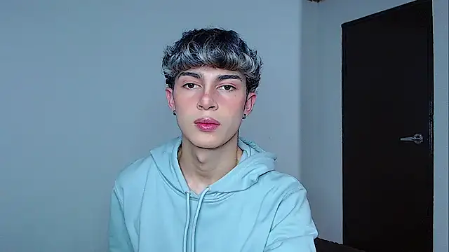 Snapshot of john_vichenso chatting on November 13, 2025, 10:19 pm john vichenso online show from November 13, 2025, 10:19 pm