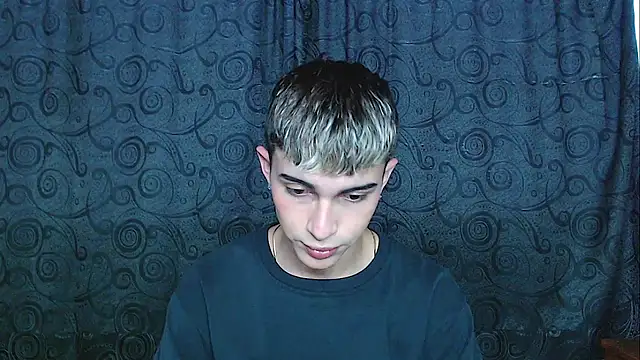 john vichenso online show from December 18, 2025, 10:38 pm