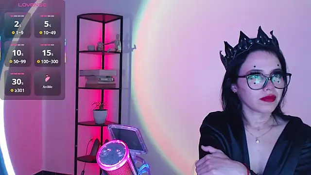 Snapshot of girldom chatting on September 19, 2025, 3:34 pm girldom online show from September 19, 2025, 3:34 pm