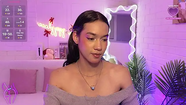 artemiss tay online show from December 15, 2025, 7:18 pm