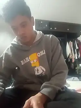 Snapshot of Raphael200012 chatting on February 8, 2026, 12:36 am Raphael200012 online show from February 8, 2026, 12:36 am