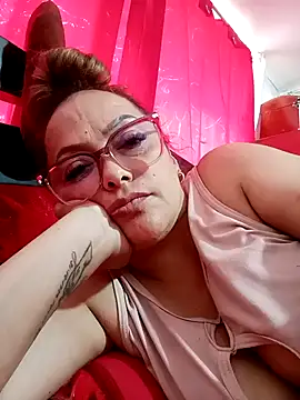 Lady 16 online show from February 10, 2026, 3:27 pm