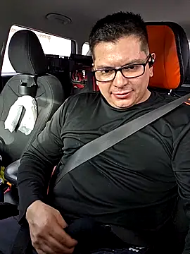 Snapshot of lucho8690 chatting on September 18, 2025, 9:39 pm lucho8690 online show from September 18, 2025, 9:39 pm