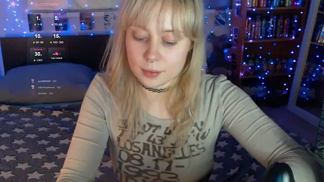 Snapshot of s1lvercherub chatting on May 16, 2026, 7:45 pm s1lvercherub online show from May 16, 2026, 7:45 pm