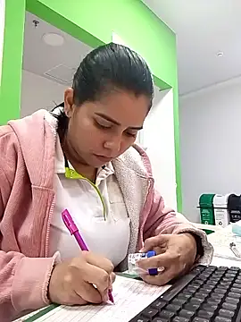 yesi-nursehot online show from January 6, 2026, 2:48 am