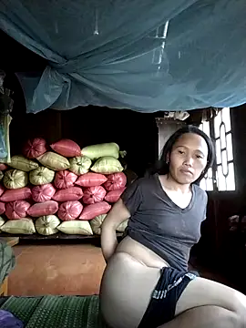 PhamPm70 online show from November 13, 2025, 8:24 am