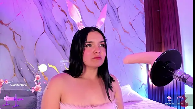 alicecute77 online show from March 7, 2026, 2:19 am