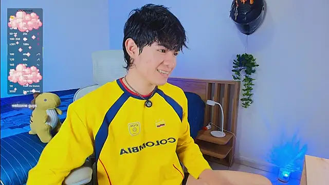 Snapshot of Anky_xx chatting on July 8, 2026, 12:48 am Anky xx online show from July 8, 2026, 12:48 am