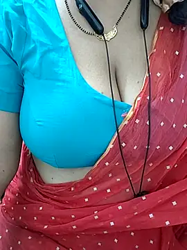 Snapshot of tami_lavanya chatting on July 4, 2026, 4:57 pm tami lavanya online show from July 4, 2026, 4:57 pm