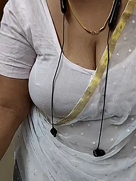 Snapshot of tami_lavanya chatting on July 26, 2026, 11:17 am tami lavanya online show from July 26, 2026, 11:17 am