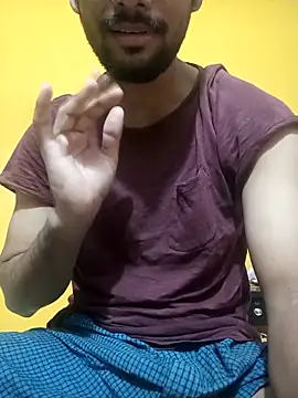 Snapshot of mayur_raaje chatting on April 15, 2026, 8:21 am mayur raaje online show from April 15, 2026, 8:21 am
