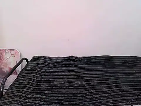Snapshot of MYRA_GIRL21 chatting on July 27, 2026, 5:03 am MYRA GIRL21 online show from July 27, 2026, 5:03 am