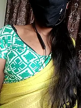 Snapshot of kavya-telugu84 chatting on January 10, 2026, 10:06 am kavya-telugu84 online show from January 10, 2026, 10:06 am