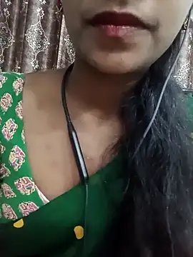 Snapshot of kavya-telugu84 chatting on January 14, 2026, 7:08 pm kavya-telugu84 online show from January 14, 2026, 7:08 pm