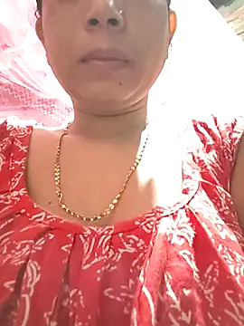 Snapshot of Magic-heart1 chatting on October 3, 2025, 2:41 am Magic-heart1 online show from October 3, 2025, 2:41 am