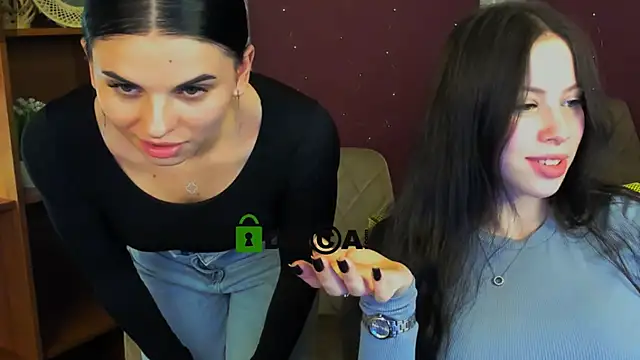 Snapshot of amanda-miki chatting on November 17, 2025, 3:29 pm amanda-miki online show from November 17, 2025, 3:29 pm