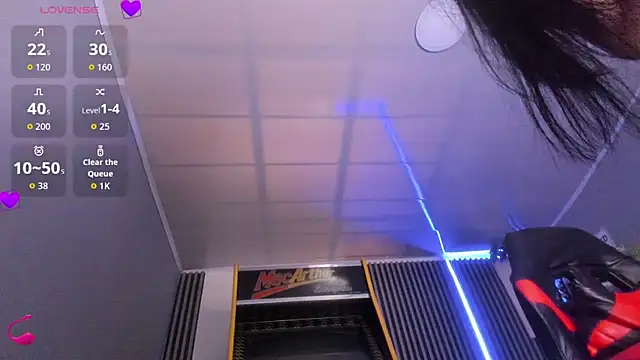 Jenie fire  online show from December 5, 2025, 8:27 pm