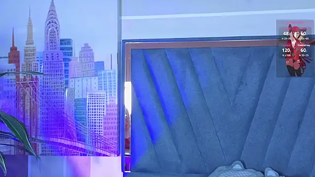 VelvetFox  online show from April 11, 2026, 8:35 pm