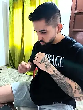 giannis090 online show from February 22, 2026, 7:45 pm