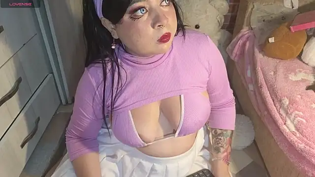 Lucycosplay777 online show from January 12, 2026, 9:53 pm