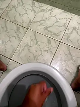 Snapshot of Kaua11225 chatting on November 12, 2025, 5:57 pm Kaua11225 online show from November 12, 2025, 5:57 pm