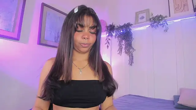 theLayla DH online show from September 25, 2025, 9:18 pm