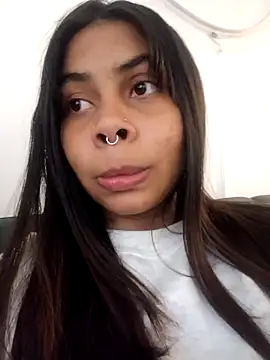 theLayla DH online show from October 3, 2025, 1:08 pm