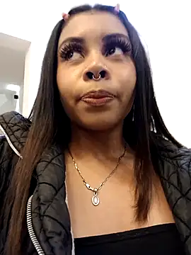 theLayla DH online show from October 21, 2025, 11:27 pm