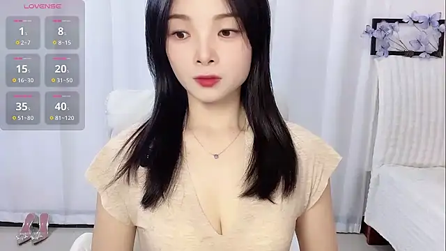 Snapshot of Tangbao-Baby chatting on June 12, 2026, 11:53 am Tangbao-Baby online show from June 12, 2026, 11:53 am