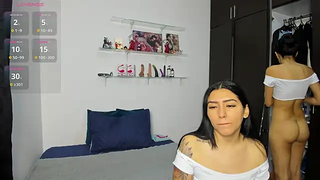 marianaandvalen online show from September 30, 2025, 11:04 am