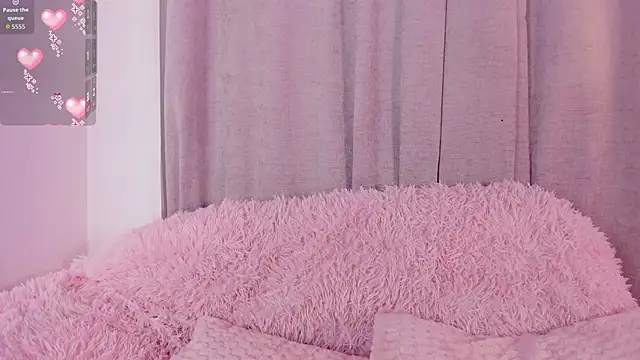 Snapshot of ameliiaa_smith chatting on September 12, 2025, 11:04 pm ameliiaa smith online show from September 12, 2025, 11:04 pm