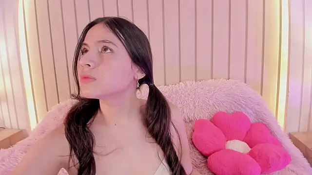 Snapshot of ameliiaa_smith chatting on September 21, 2025, 1:51 am ameliiaa smith online show from September 21, 2025, 1:51 am