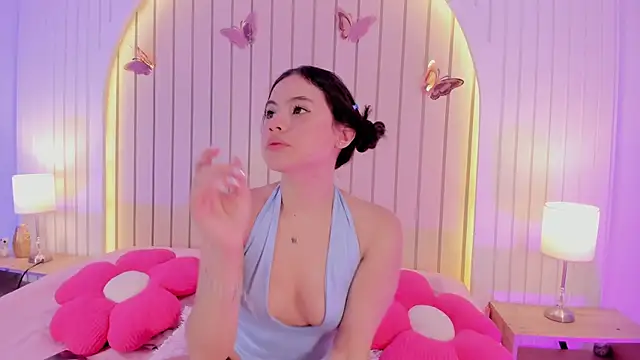 Snapshot of ameliiaa_smith chatting on October 24, 2025, 12:08 am ameliiaa smith online show from October 24, 2025, 12:08 am