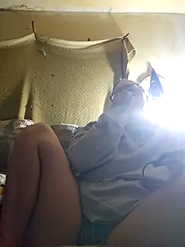 countrymomma online show from October 19, 2025, 6:25 am