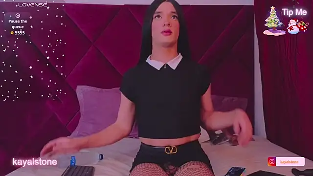 Snapshot of Kayalstone_12 chatting on November 26, 2025, 7:09 am Kayalstone 12 online show from November 26, 2025, 7:09 am