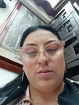 megan fox5 online show from December 2, 2025, 4:02 pm