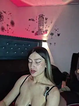 AnniexMichaelLive online show from April 27, 2026, 3:32 pm