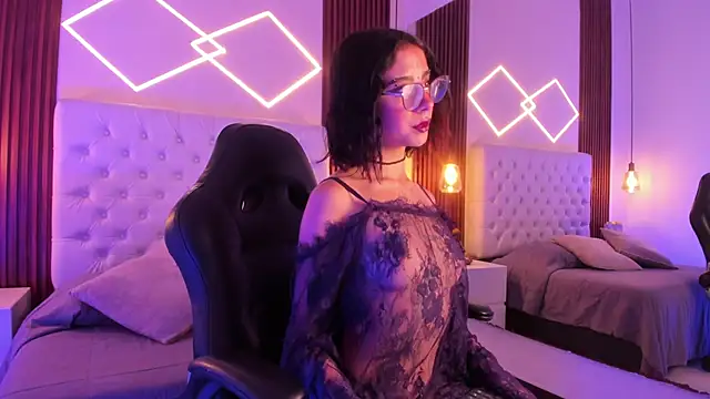 ZamabyCrucie online show from September 8, 2025, 11:48 pm