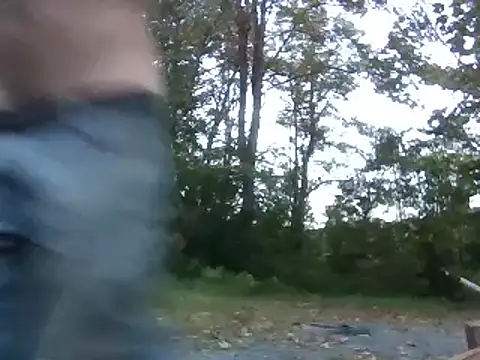 Snapshot of Eat_it_from_the_back chatting on September 18, 2025, 11:29 pm Eat it from the back online show from September 18, 2025, 11:29 pm