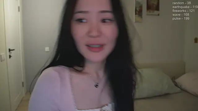  JiKey  online show from January 28, 2025, 6:39 pm