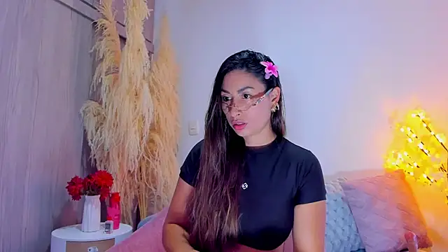 briana preston online show from April 16, 2026, 9:39 pm