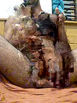 Snapshot of Pirator1 chatting on September 25, 2025, 4:21 pm Pirator1 online show from September 25, 2025, 4:21 pm