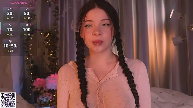 Snapshot of liza_whisky chatting on September 26, 2025, 3:49 pm liza whisky online show from September 26, 2025, 3:49 pm