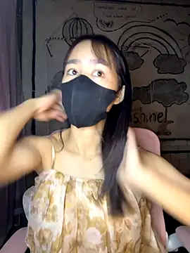 TiNa 04 online show from November 5, 2025, 8:36 am