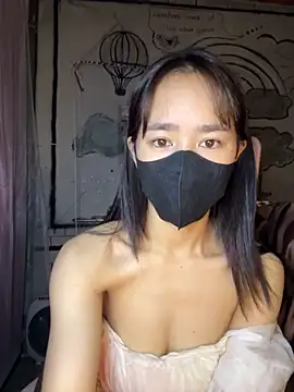 TiNa 04 online show from November 20, 2025, 11:15 pm