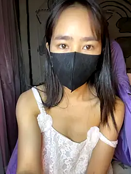 TiNa 04 online show from November 27, 2025, 11:51 pm