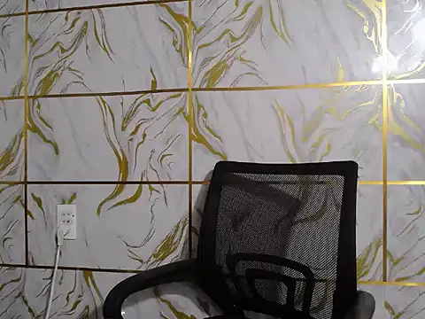 Lyzizi lovely09 online show from November 20, 2025, 9:42 am