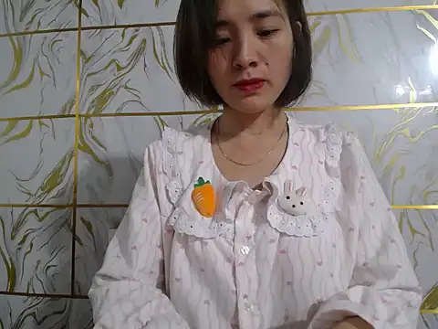 Lyzizi lovely09 online show from November 22, 2025, 12:31 am