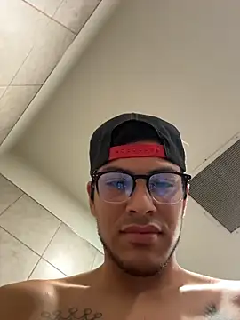 StrokingDaddy4 online show from December 5, 2025, 3:09 pm